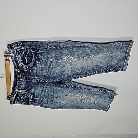 MISS Me distressed 33x17.5 capris - Picture 2 of 7